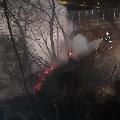 Autotransporter gerät auf A22 in Brand