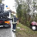 Pkw gerät über die Fahrbahn