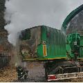 Häckselmaschine gerät in Brand
