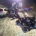 Fahrzeug landet auf dem Dach