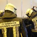 Verkehrsunfall mit eingeklemmter Person